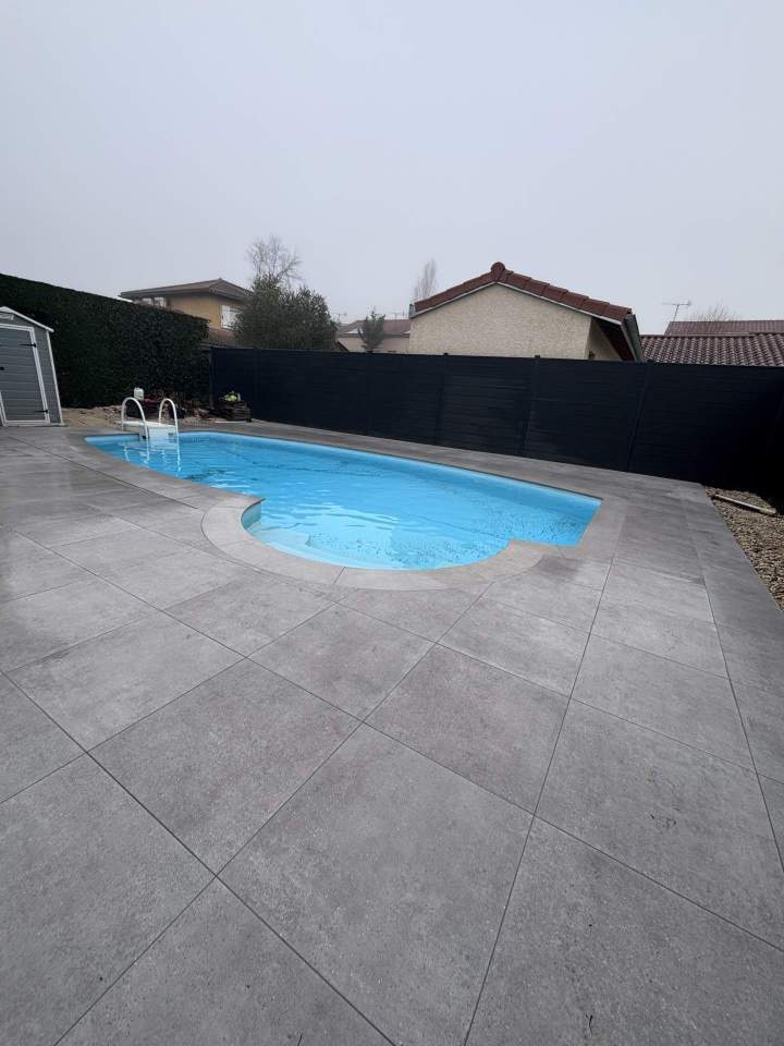 Découpe sur mesure des margelles à Chassieu