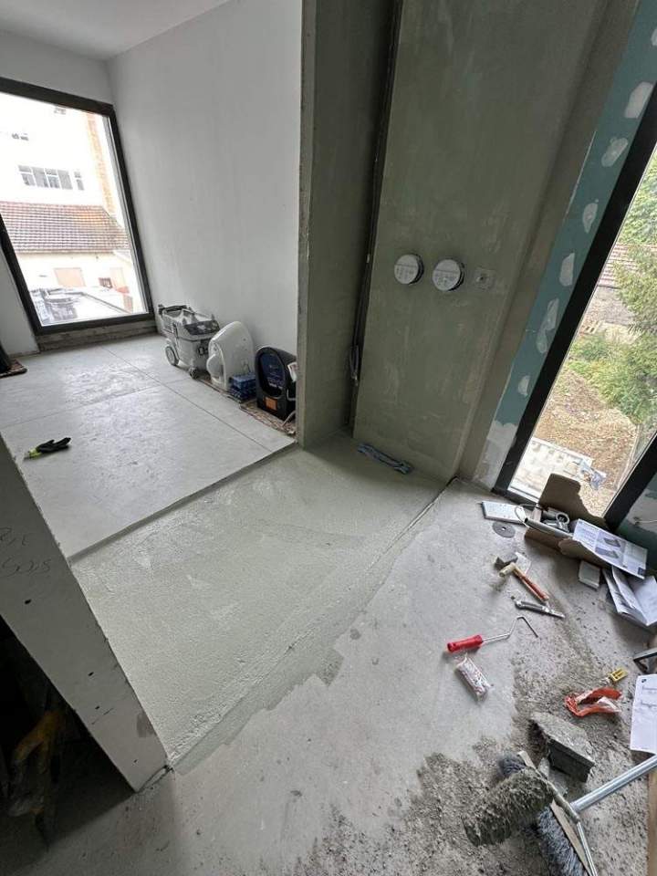 Chape avec pente pour douche à l’italienne à Villeurbanne